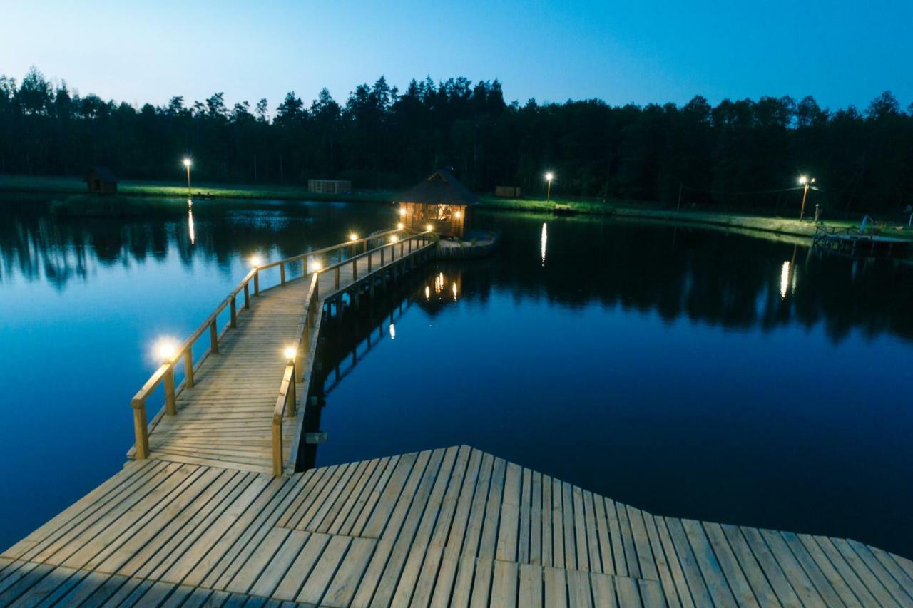 Guesthouse On The Lake With Bathhouse 70 Km From Kiev Makariv Esterno foto