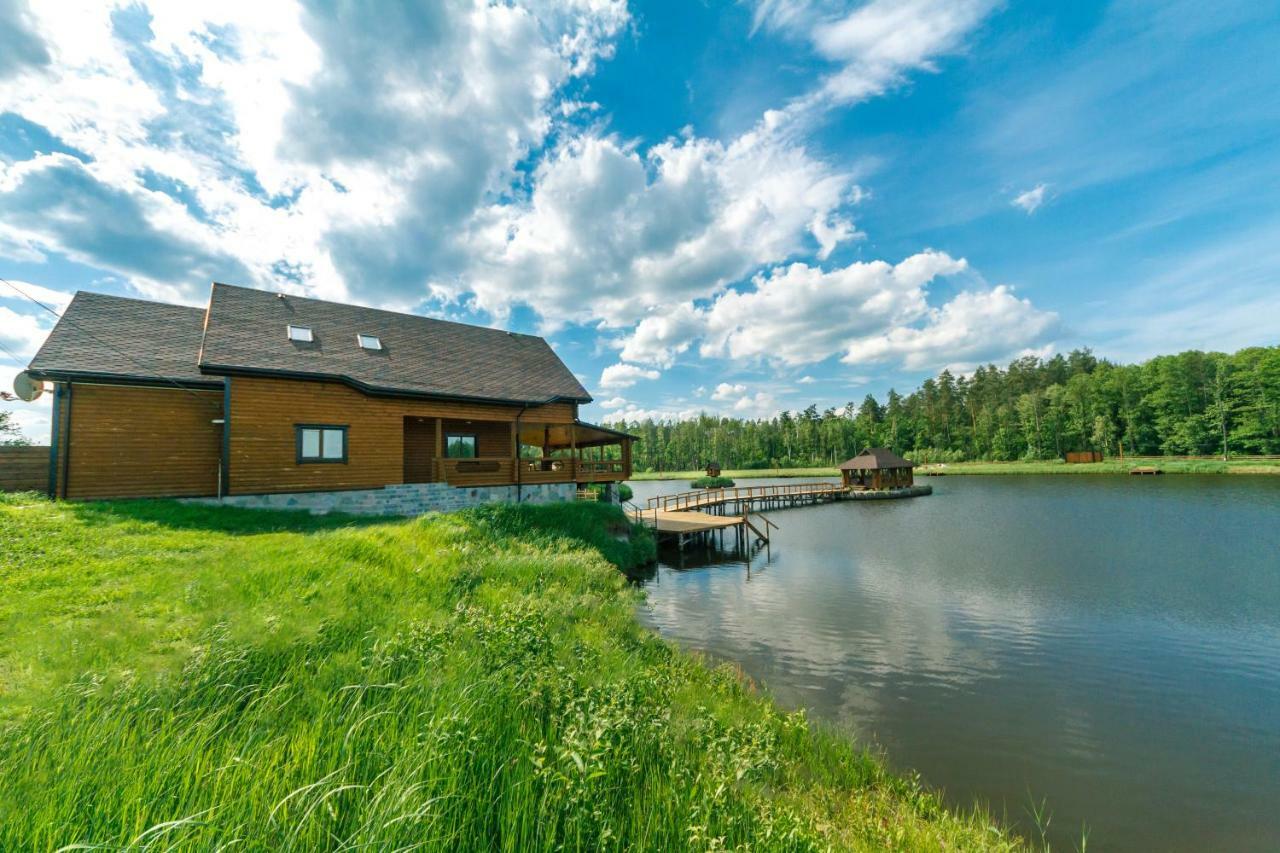 Guesthouse On The Lake With Bathhouse 70 Km From Kiev Makariv Esterno foto